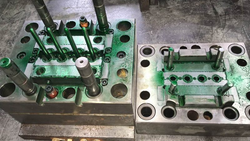 成都吸塑模具翻模：揭秘翻模工艺在吸塑模具中的应用